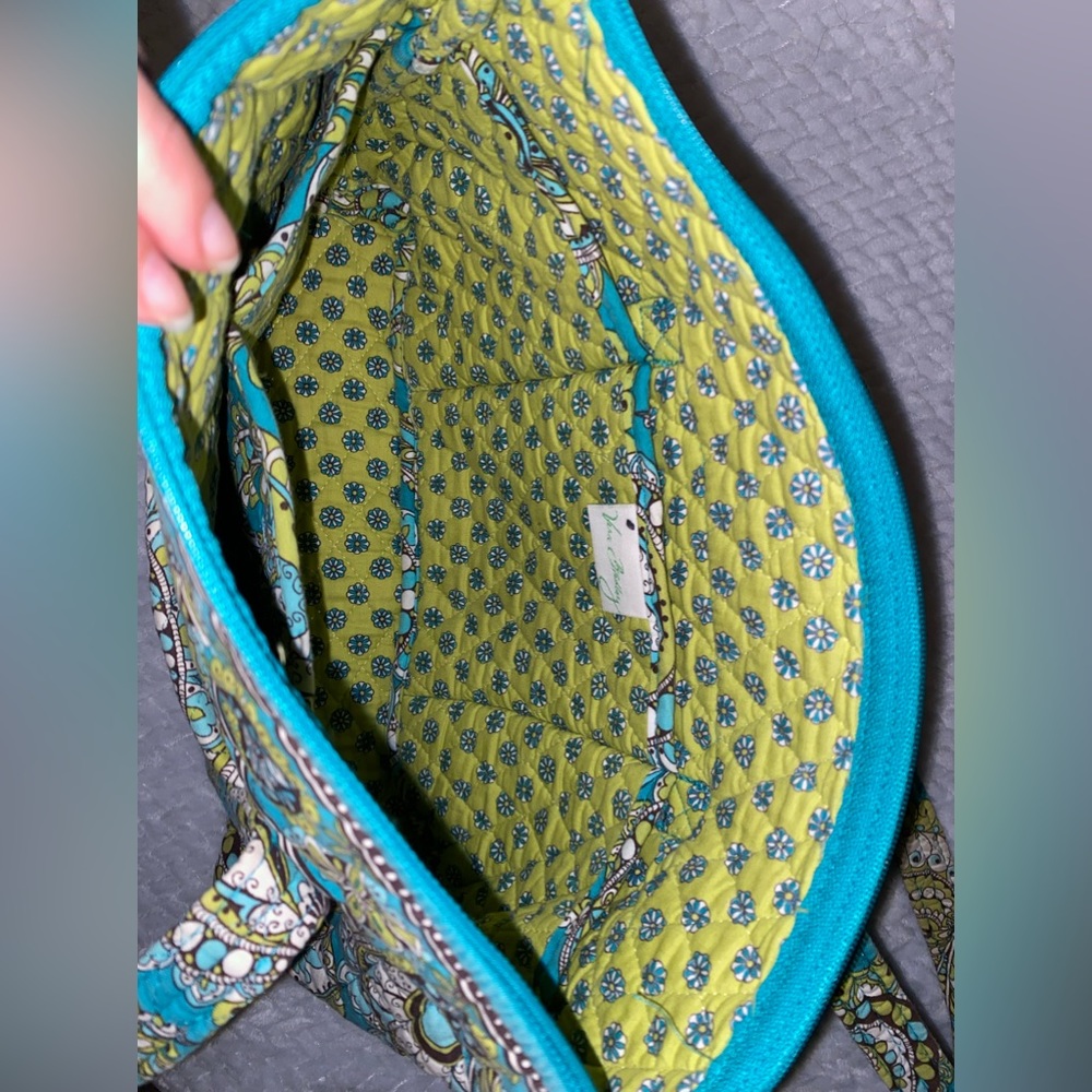EUC - Vera Bradley - shoulder bag - Picture 3 of 8